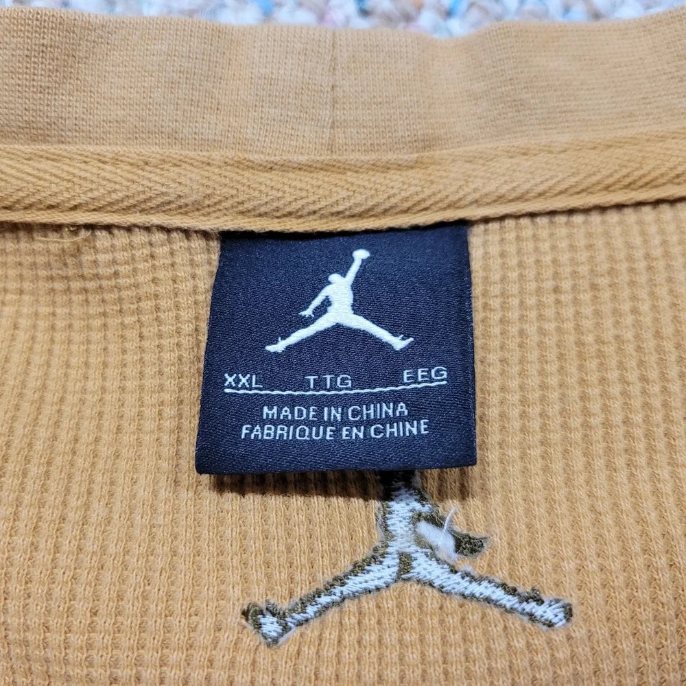 Jordan Thermal Long Sleeve Shirt Mens 2XL Tan Waffle Knit Jumpman Logo Casual